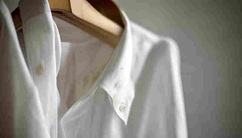 衣物霉变是白衣服发黄的原因之一吗