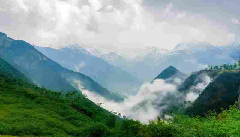 雅安地震与龙门山断裂带有何关联